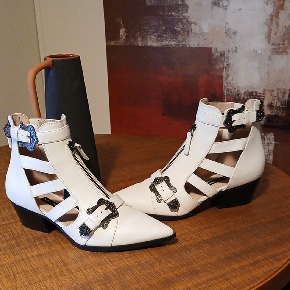 Nine West Shoes - Nine West White Heeled Boots with Buckle Accents